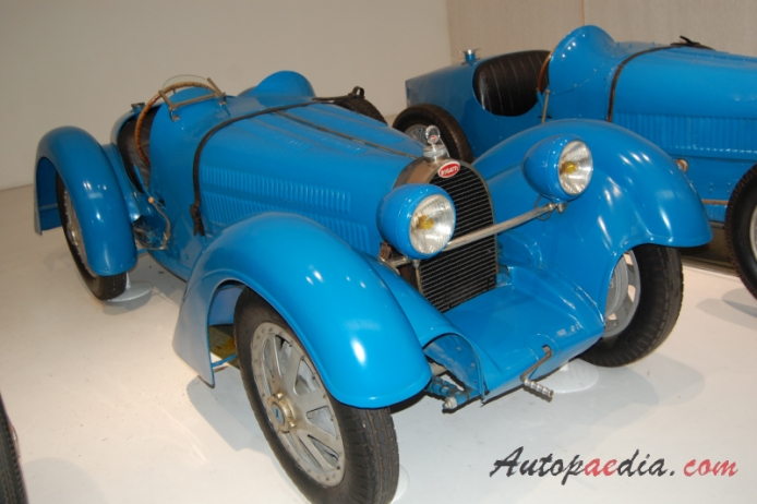 Bugatti typ 35 1924-1931 (1928 Biplace Course 35A), prawy przód