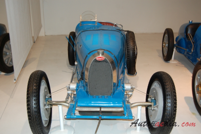 Bugatti typ 35 1924-1931 (1929 Biplace Course 35C), przód