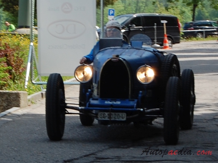 Bugatti typ 35 1924-1931 (1930 35B roadster 2d), przód