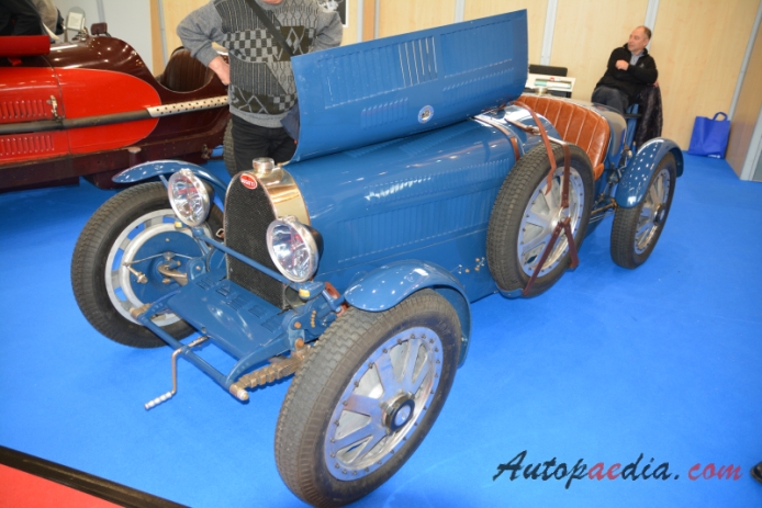 Bugatti typ 35 Pur Sang replika 1924-1931 (195x Pur Sang T35B replika roadster), lewy przód