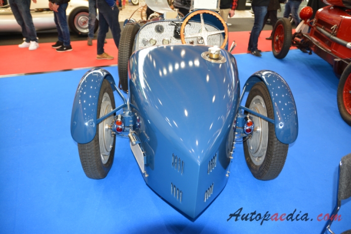 Bugatti type 35 Pur Sang replica 1924-1931 (195x Pur Sang T35B replica roadster), rear view