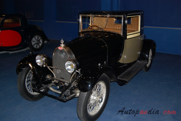 Bugatti typ 40 1926-1930 (1929 Coupé 2d), lewy przód