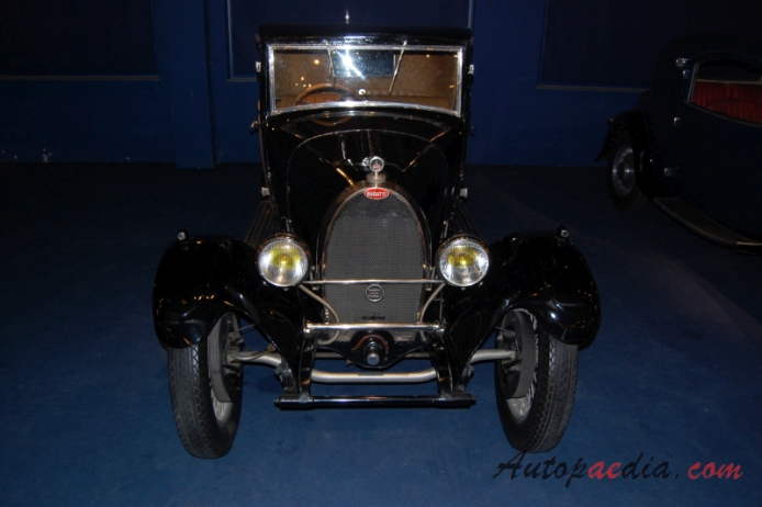 Bugatti typ 40 1926-1930 (1929 Coupé 2d), przód