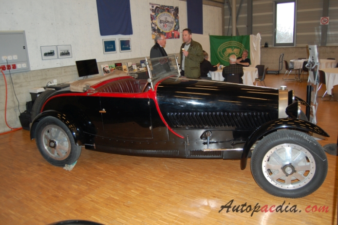 Bugatti typ 43 1927-1931 (1929 Gangloff roadster 2d), prawy bok