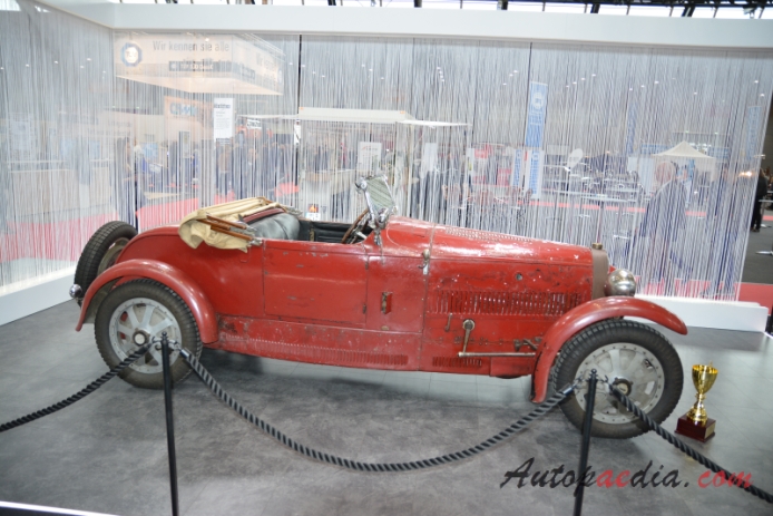 Bugatti typ 43 1927-1931 (1930 Bugatti 43a roadster 2d), prawy bok