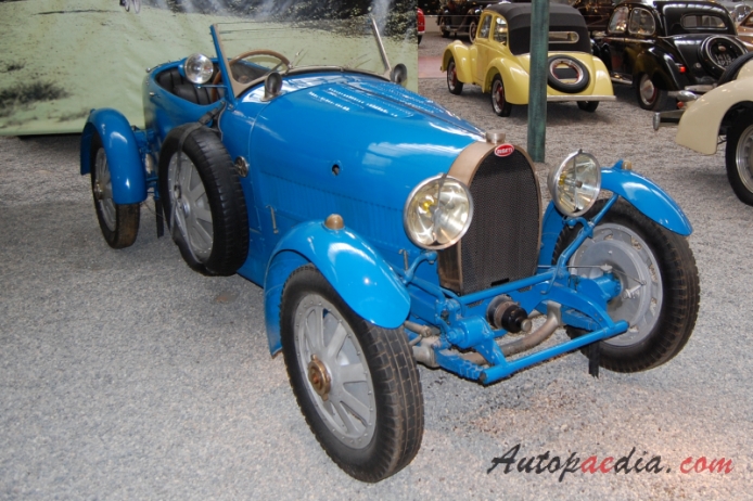 Bugatti typ 43 1927-1931 (1930 Torpedo Grand Sport 2d), prawy przód