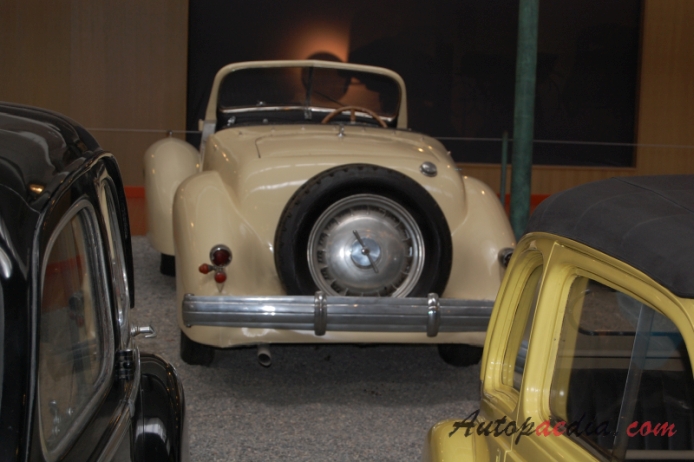 Bugatti type 46 1929-1933 (1931 roadster 2d), rear view