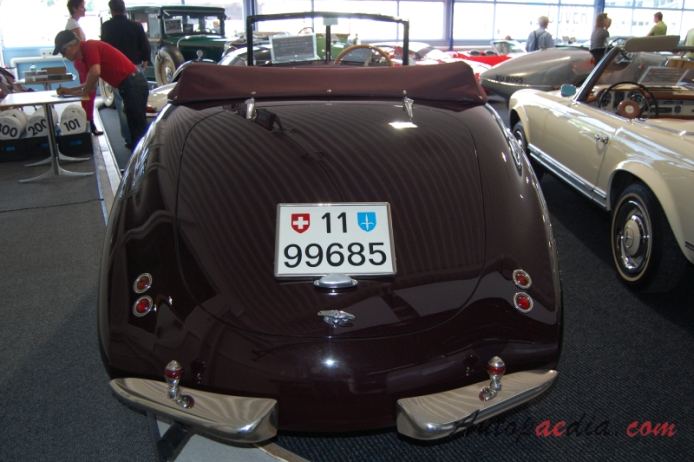 Bugatti typ 49 1930-1934 (1931 Beutler cabriolet 2d), tył