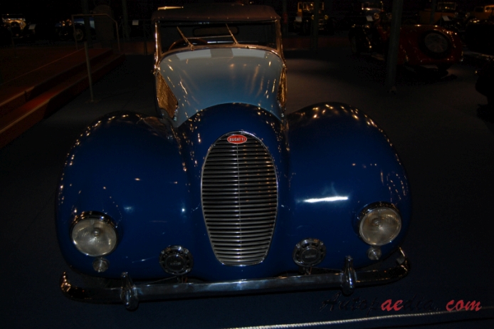 Bugatti typ 50 1931-1933 (1936 50T cabriolet 2d), przód
