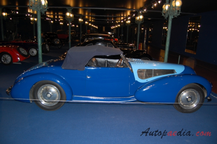 Bugatti typ 50 1931-1933 (1936 50T cabriolet 2d), prawy bok