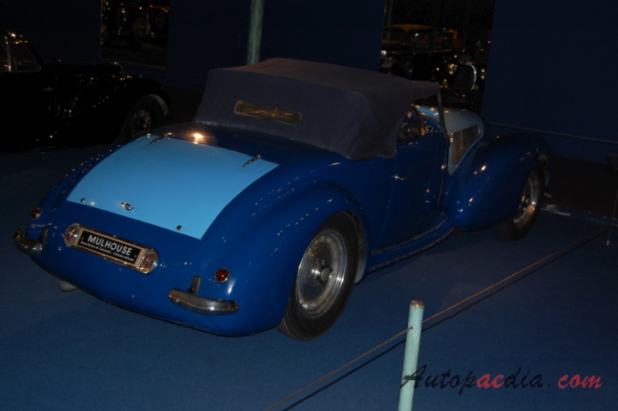 Bugatti typ 50 1931-1933 (1936 50T cabriolet 2d), prawy tył