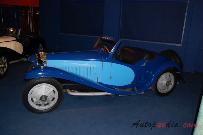 Bugatti typ 55 1931-1935 (1933 roadster 2d), lewy bok