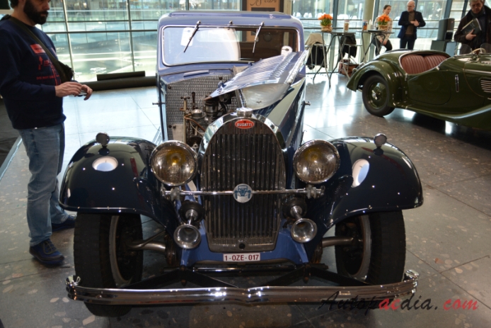 Bugatti typ 57 1934-1940 (1934 Ventoux Saloon 2d), przód