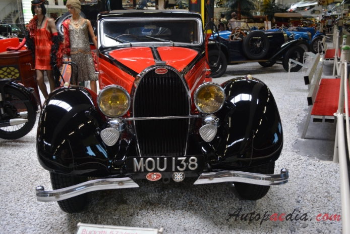 Bugatti typ 57 1934-1940 (1935 Ventoux Saloon 2d), przód