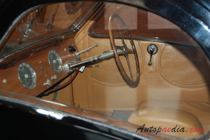 Bugatti typ 57 1934-1940 (1936 56SC Atalante Coupé 2d), wnętrze
