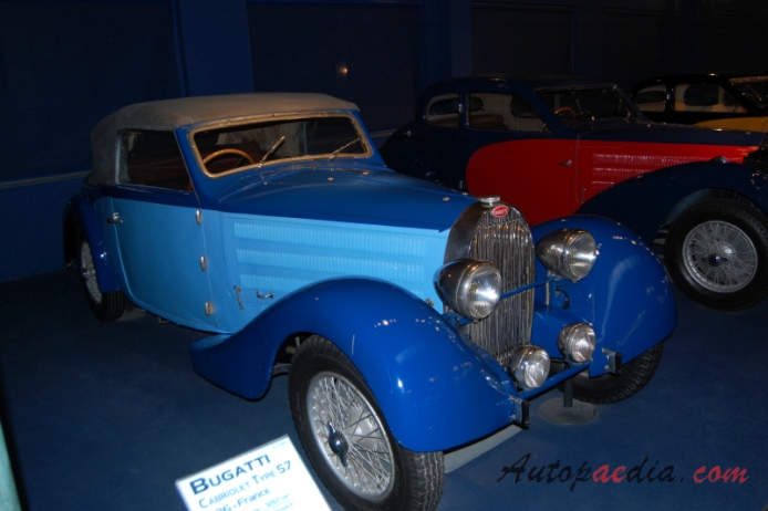 Bugatti typ 57 1934-1940 (1936 Stelvio by/Gangloff cabriolet 2d), prawy przód