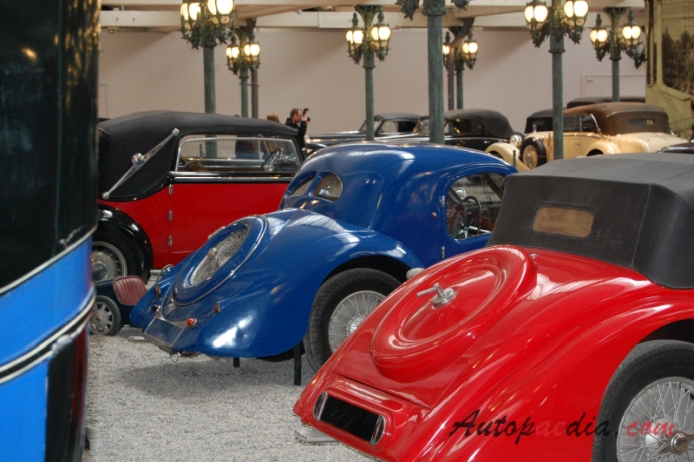 Bugatti typ 57 1934-1940 (1938 57SC Coupé 2d), tył