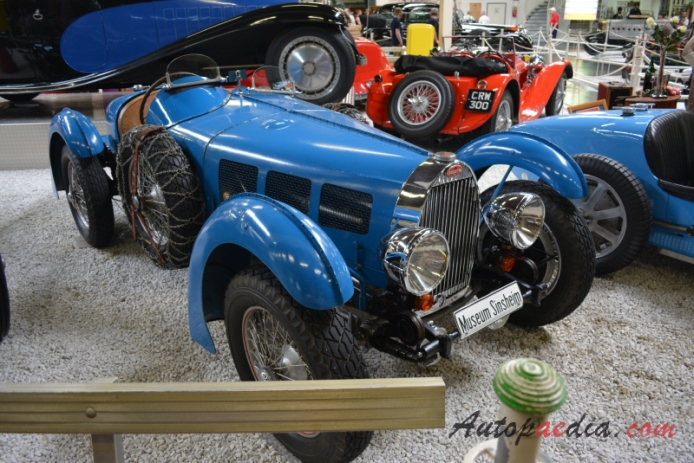 Bugatti typ 57 1934-1940 (1938 two-seater), prawy przód