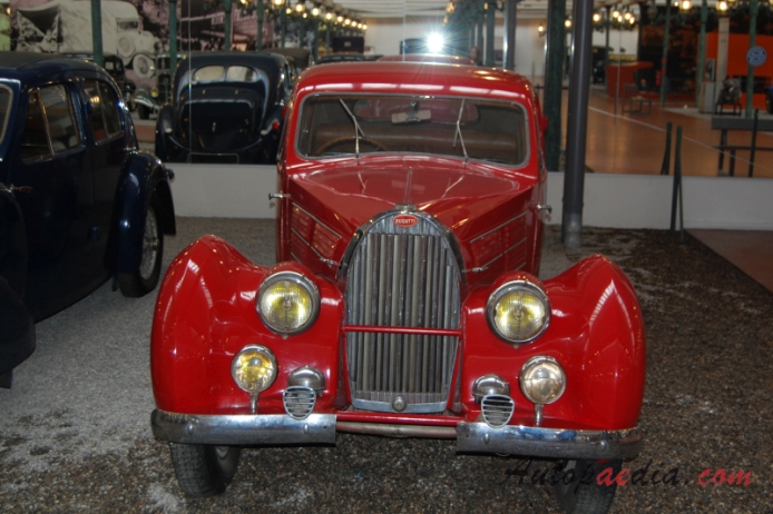 Bugatti type 57 1934-1940 (1939 57C Galibier Berline 4d), front view