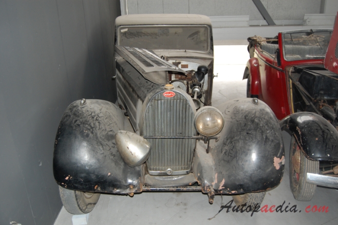 Bugatti typ 57 1934-1940 (Ventoux saloon 2d), przód
