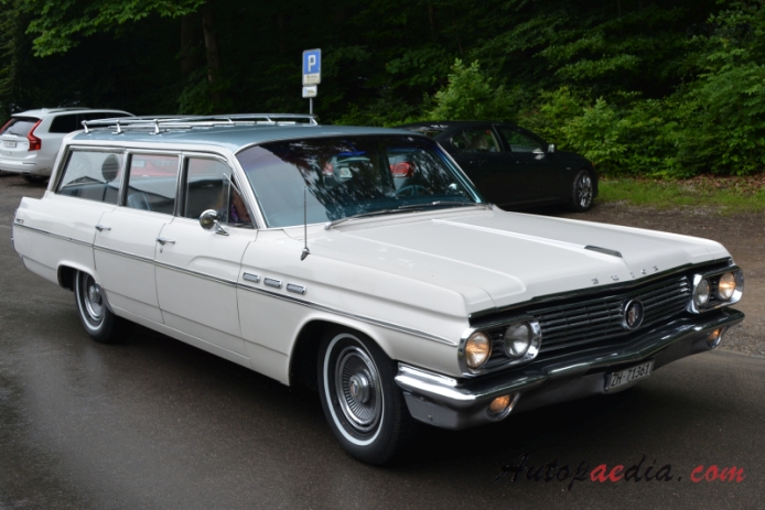 Buick Invicta 2. generacja 1961-1963 (1963 station wagon 5d), prawy przód