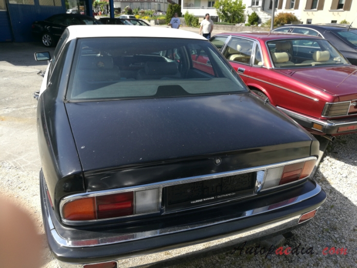 Buick Park Avenü 1st generation 1990-1996 (1991 sedan 4d), rear view