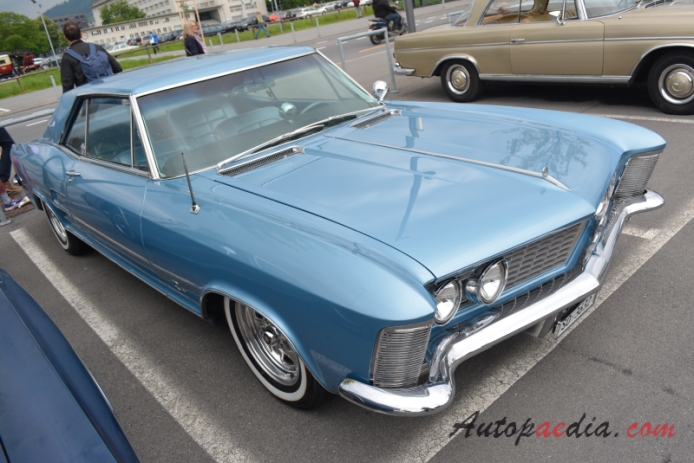 Buick Riviera 1st generation 1963-1965 (1964 hardtop 2d), right front view
