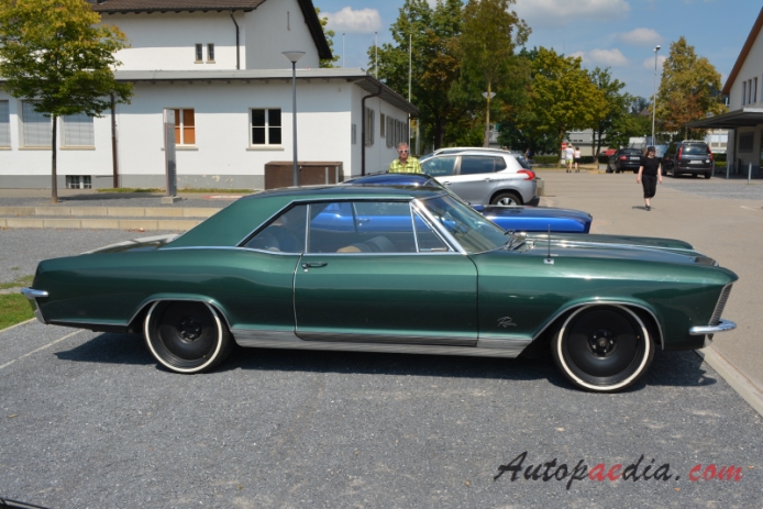 Buick Riviera 1st generation 1963-1965 (1965 hardtop 2d), right side view