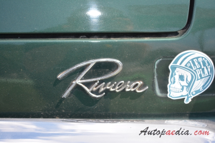 Buick Riviera 1st generation 1963-1965 (1965 hardtop 2d), rear emblem  
