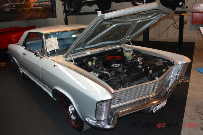 Buick Riviera 1. generacja 1963-1965 (1965 hardtop 2d), prawy przód