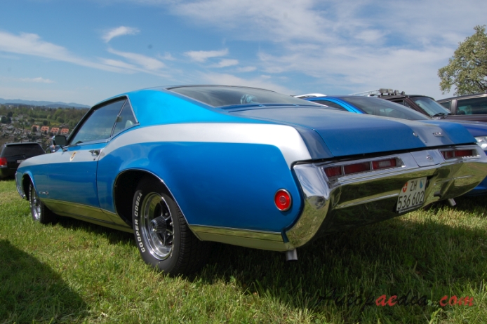 Buick Riviera 2nd generation 1966-1970 (1969 GS hardtop 2d),  left rear view