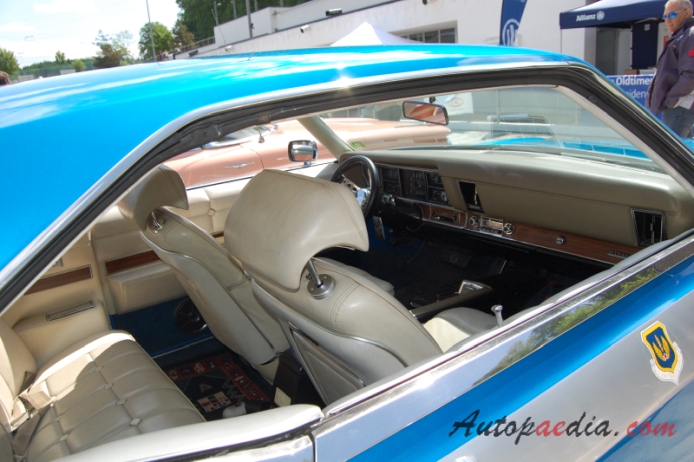 Buick Riviera 2nd generation 1966-1970 (1969 GS hardtop 2d), interior