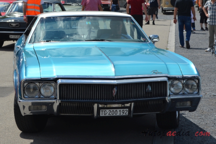 Buick Riviera 2nd generation 1966-1970 (1970 hardtop 2d), front view