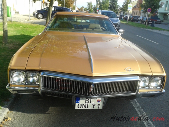Buick Riviera 2nd generation 1966-1970 (1970 hardtop 2d), front view