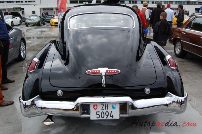 Buick Roadmaster 5th generation 1949-1953 (1949 Coupé 2d), rear view