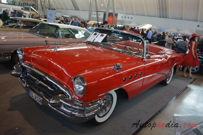 Buick Roadmaster 6th generation 1954-1956 (1955 convertible 2d), left front view