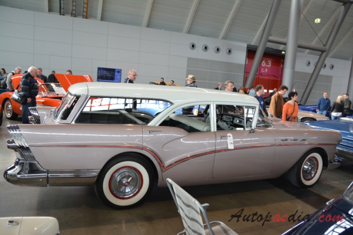 Buick Roadmaster 7th generation 1957-1958 (1957 Buick Roadmaster Estate Wagon 5d), right side view