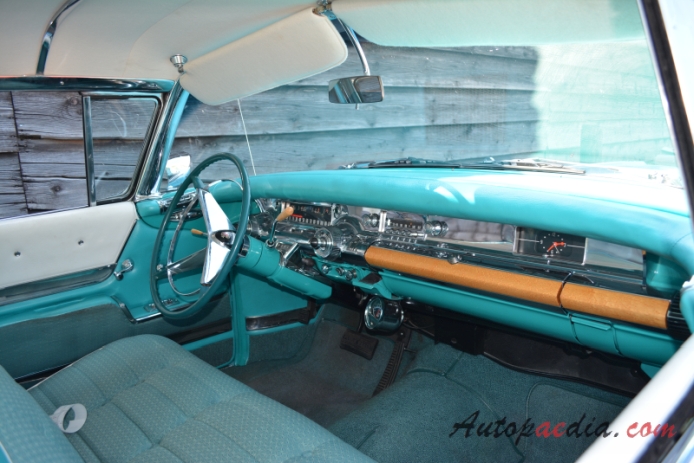 Buick Roadmaster 7. generacja 1957-1958 (1958 Roadmaster 75 hardtop 4d), wnętrze