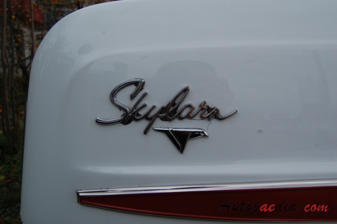 Buick Skylark 3rd generation 1964-1972 (1964 convertible 2d), side emblem 