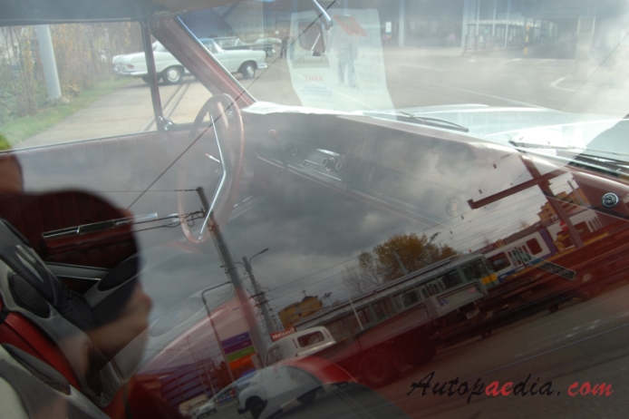 Buick Skylark 3rd generation 1964-1972 (1964 convertible 2d), interior