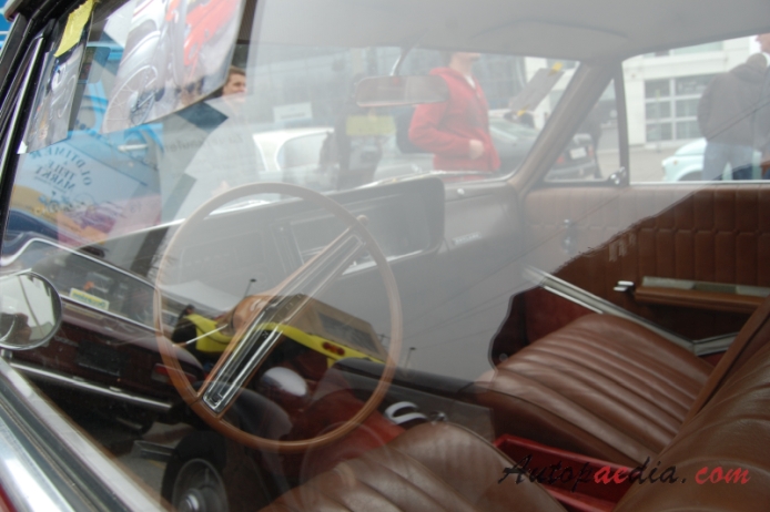 Buick Skylark 3. generacja 1964-1972 (1964 Coupé 2d), wnętrze