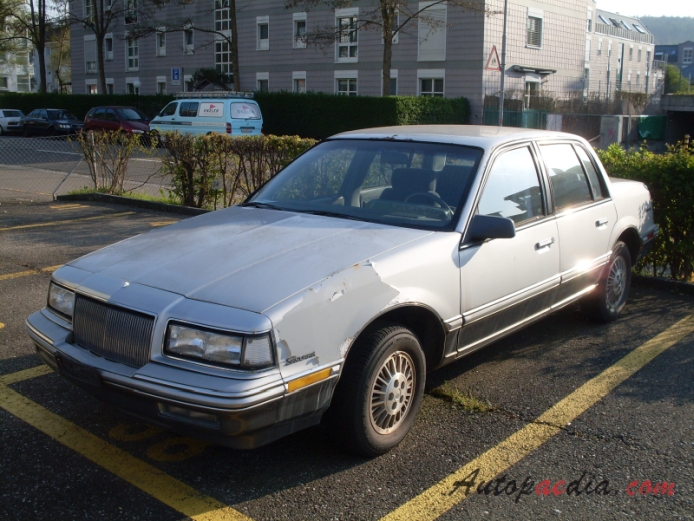 Buick Skylark 6th generation 1986-1991 (1989-1991 sedan 4d), left front view