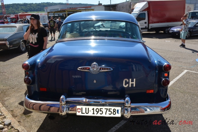Buick Special 3. series 1949-1958 (1953 saloon 4d), tył