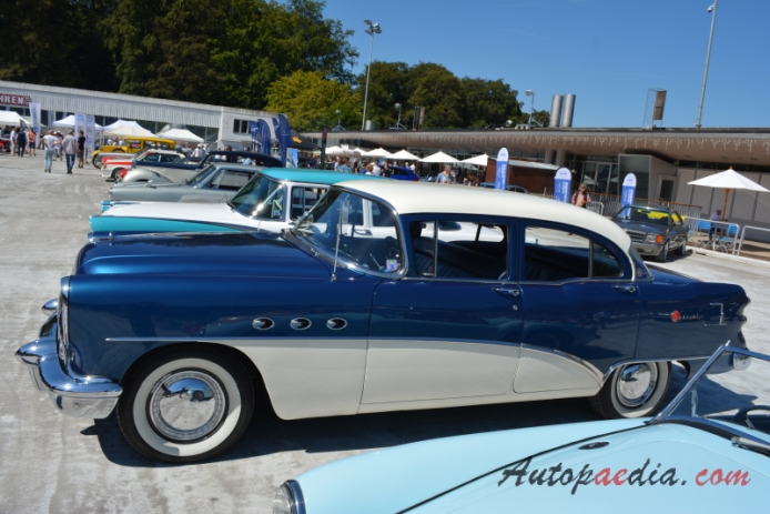 Buick Special 3. series 1949-1958 (1954 sedan 4d), lewy bok