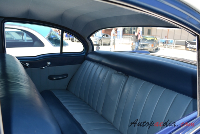 Buick Special 3. series 1949-1958 (1954 sedan 4d), wnętrze