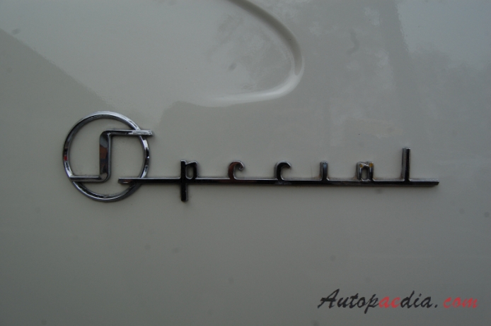 Buick Special 3. series 1949-1958 (1956 hardtop 2d), emblemat bok 