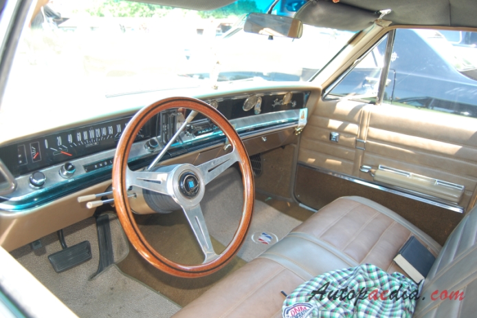Buick Sport Wagon 1. generacja 1964-1967 (1966), wnętrze