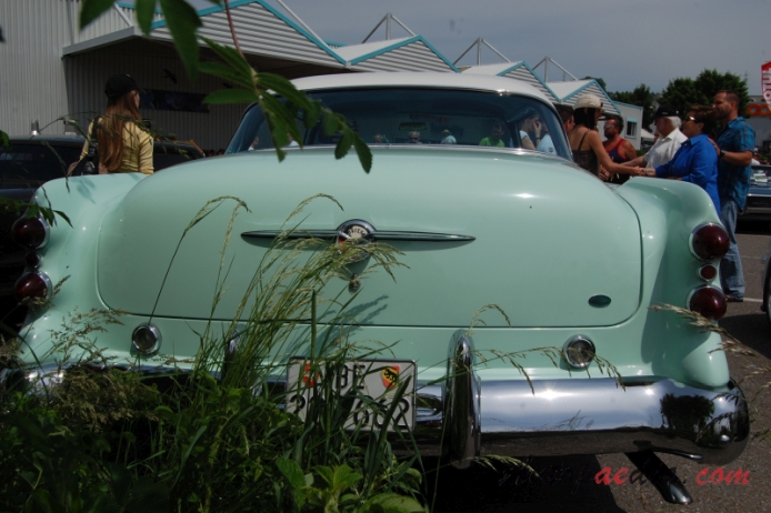 Buick Super 4th generation 1954-1958 (1954 hardtop Coupé 2d), rear view