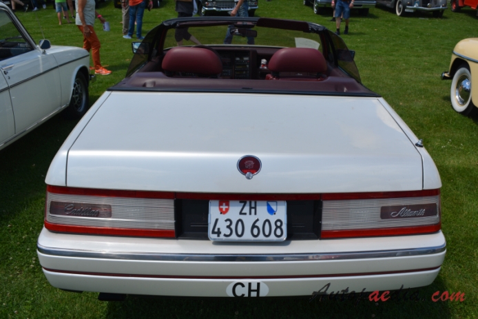 Cadillac Allante 1986-1993 (1990 cabriolet 2d), rear view