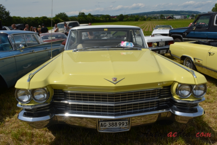 Cadillac Coupé DeVille 5th generation 1961-1964 (1963 hardtop 2d), front view